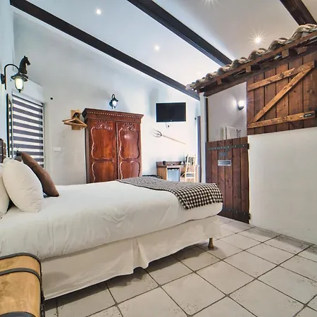 Otel Mas De Calabrun Saintes-Maries-de-la-Mer